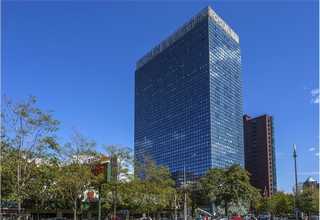 移动拖车低噪音发电机组哪家优惠